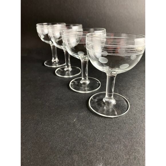 Set of 4 Vintage Cordial/Liquor Glasses | Retro Stemware - Picture 5 of 8